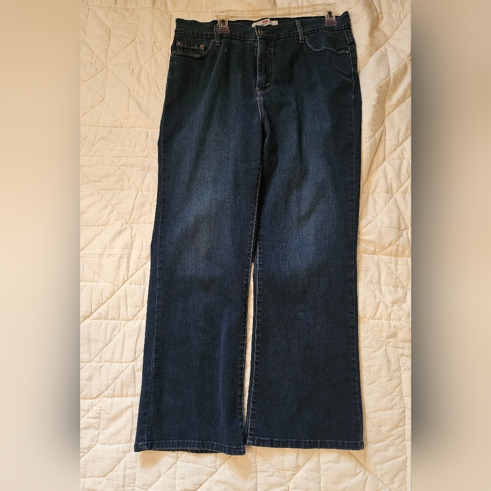 Levi's 512 Bootcut Perfect Slimming  High Rise Jeans